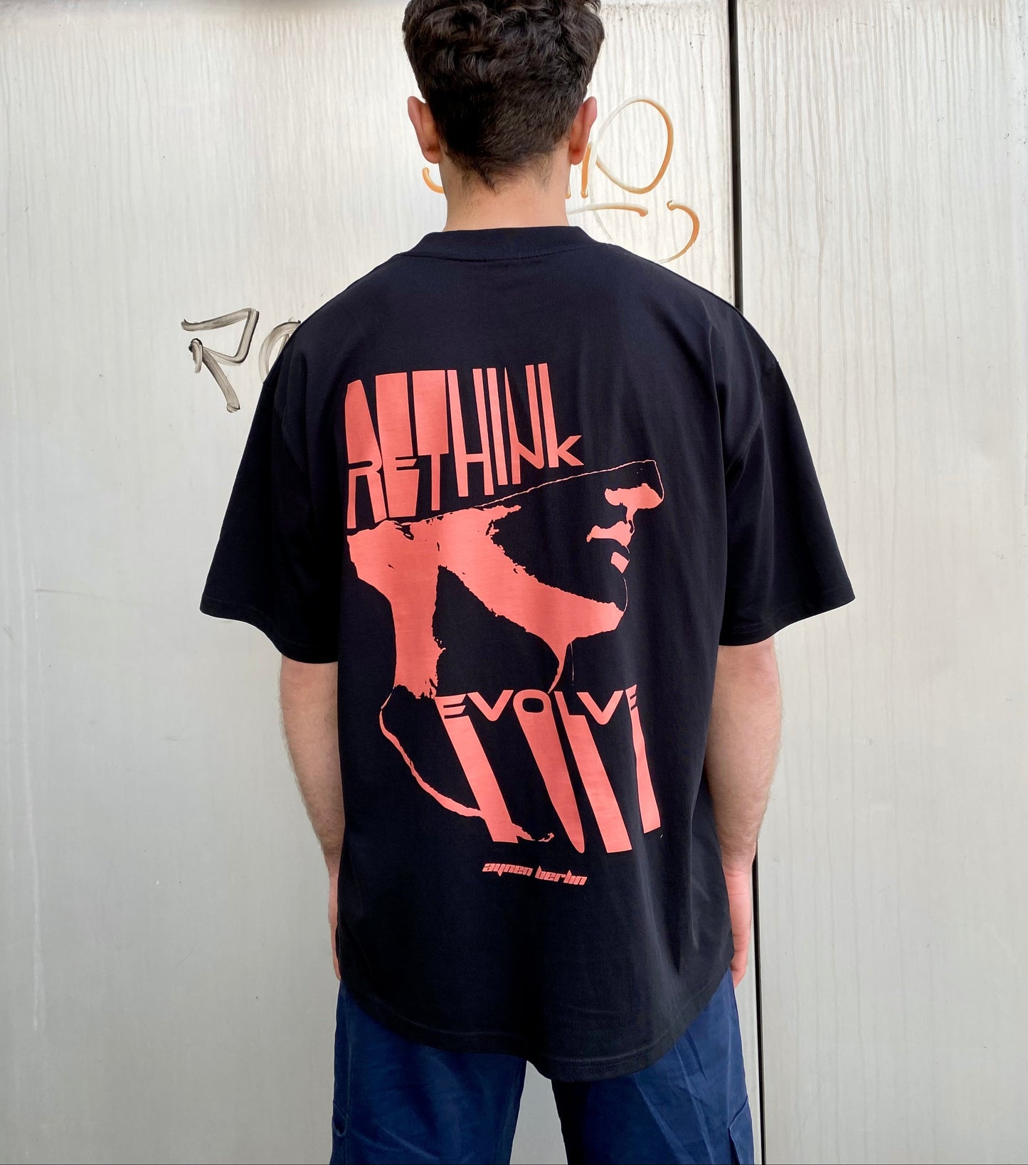 Evolve Heavy T-Shirt - Black