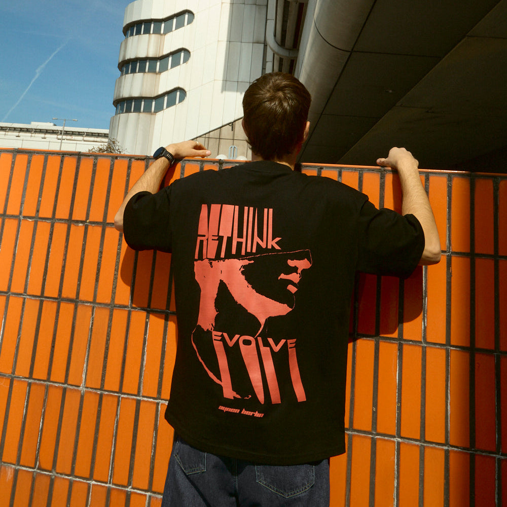 black_tee_heavy