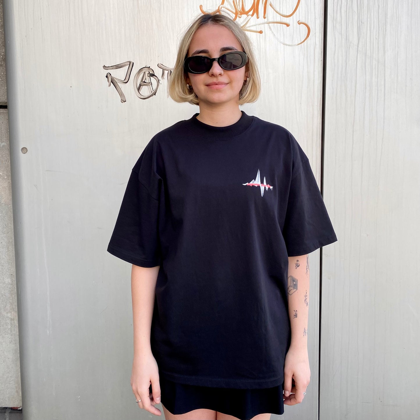 Resonance Heavy T-Shirt - Black