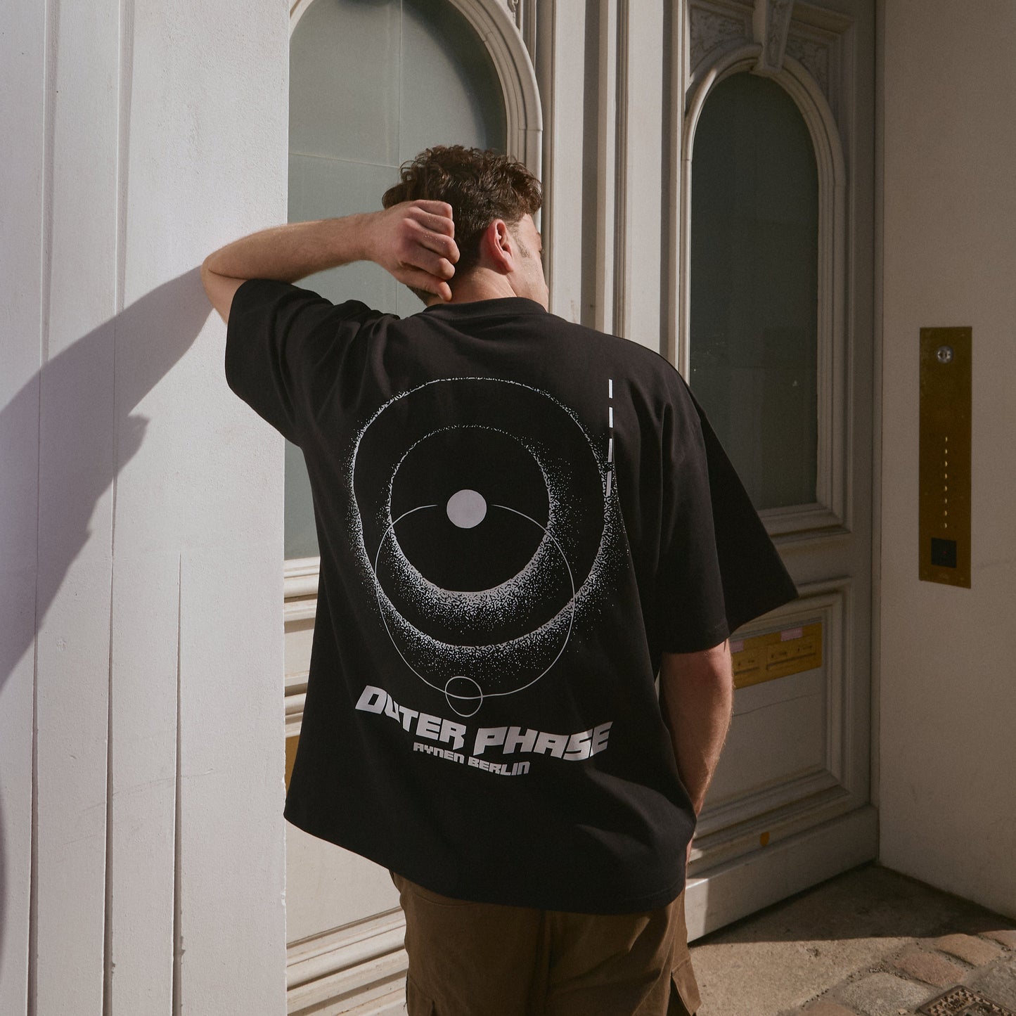 Outer Phase Heavy T-Shirt - Black